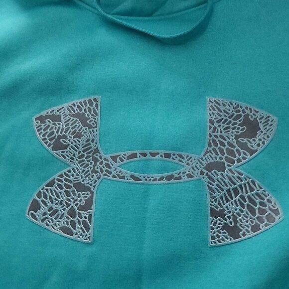 NWOT UNDERARMOUR WOMENS HOODIE  - Picture 3 of 5